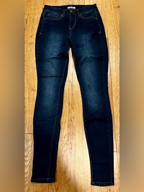 Mudd Dark Wash Jeggings | Skinny Stretch Denim Jeans | Size 1